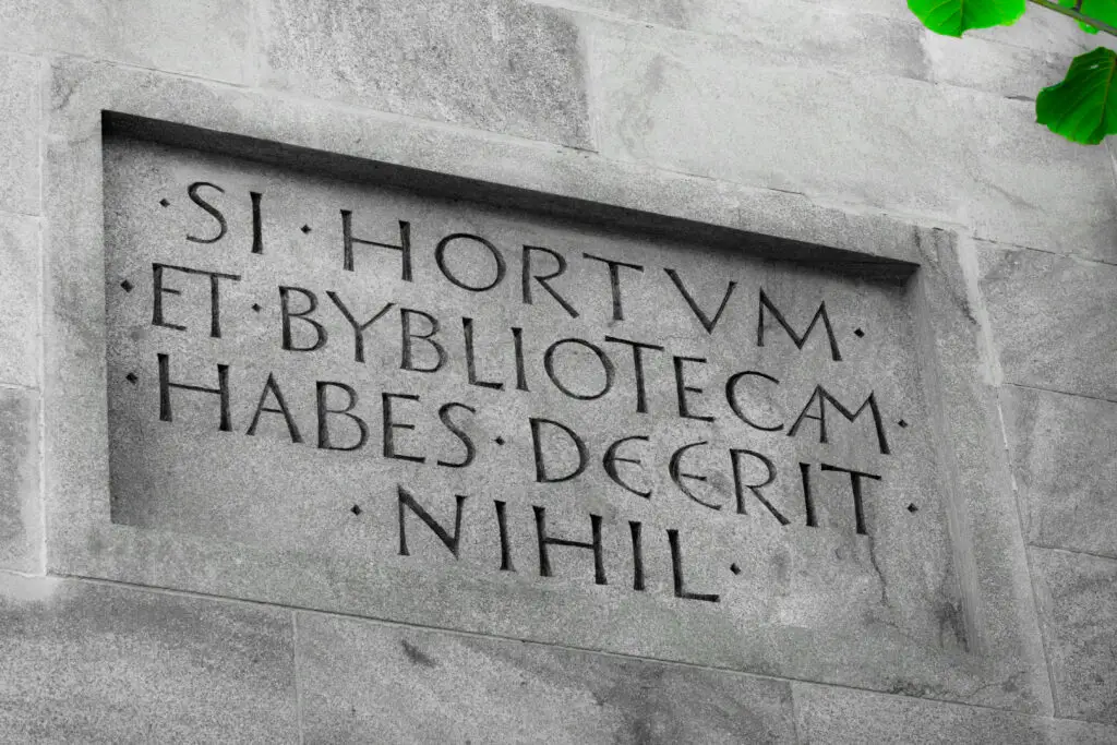 Si hortvm et bybliotecam habes deerit nihil - carving feature on a private library in Dorset