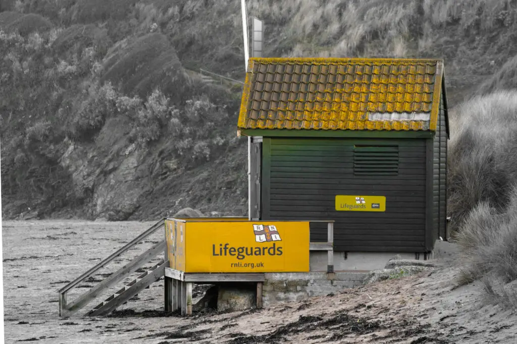 25 - RNLI Lifeguards Hut, Cornwall. England